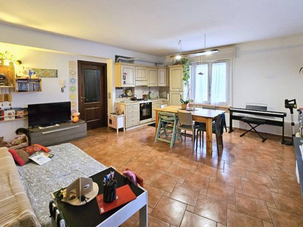 appartamento in vendita a Cellatica in zona Fantasina
