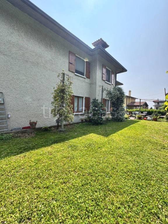 casa indipendente in vendita a Cellatica