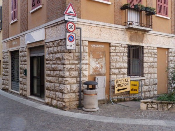 negozio in vendita a Cellatica