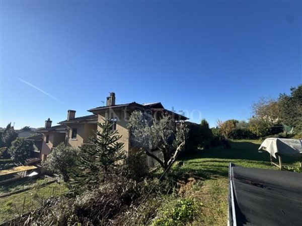 casa indipendente in vendita a Cellatica