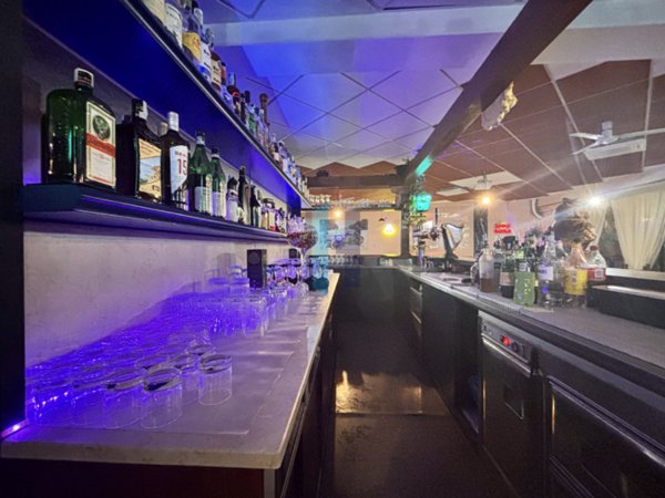 negozio in vendita a Cellatica