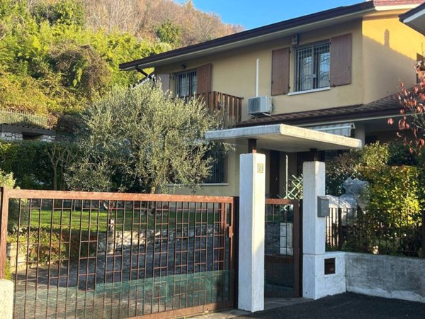 casa indipendente in vendita a Cellatica