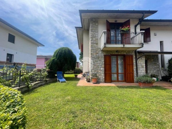 casa indipendente in vendita a Cellatica in zona Fantasina