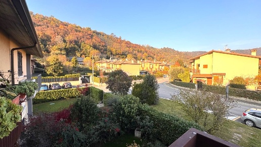 casa indipendente in vendita a Cellatica