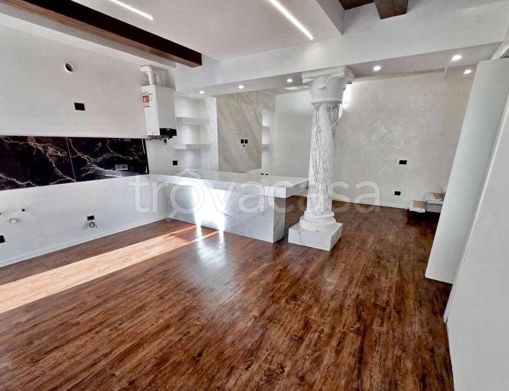 casa indipendente in vendita a Cellatica