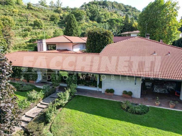 villa in vendita a Cellatica