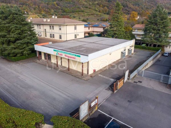 negozio in vendita a Cellatica