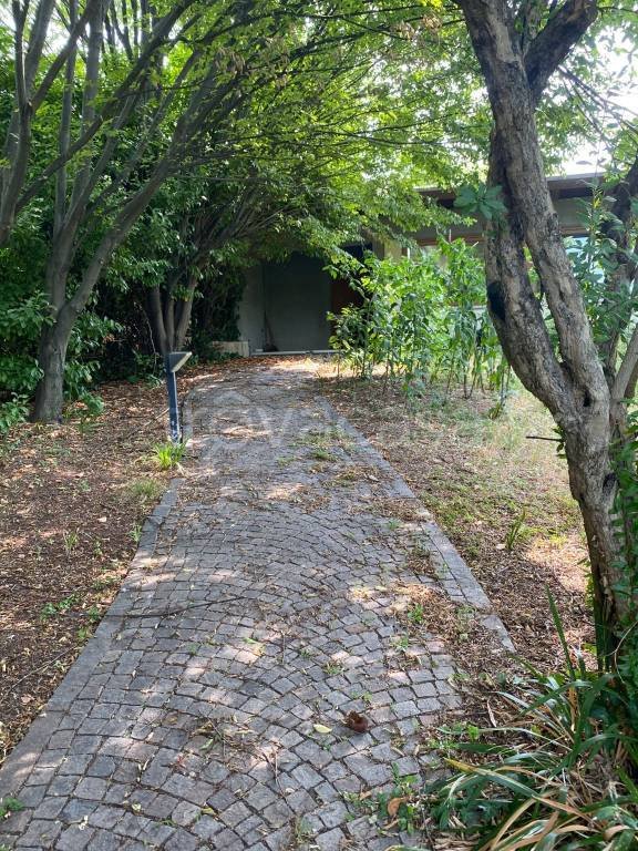 casa indipendente in vendita a Cellatica in zona Fantasina