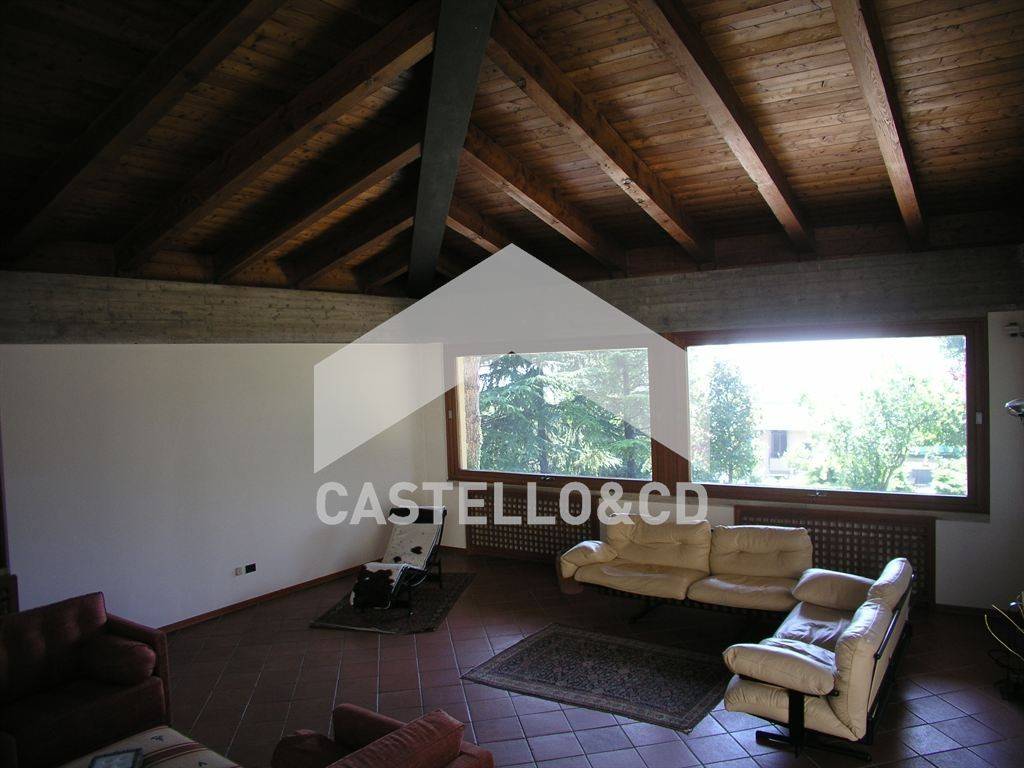 casa indipendente in vendita a Cellatica