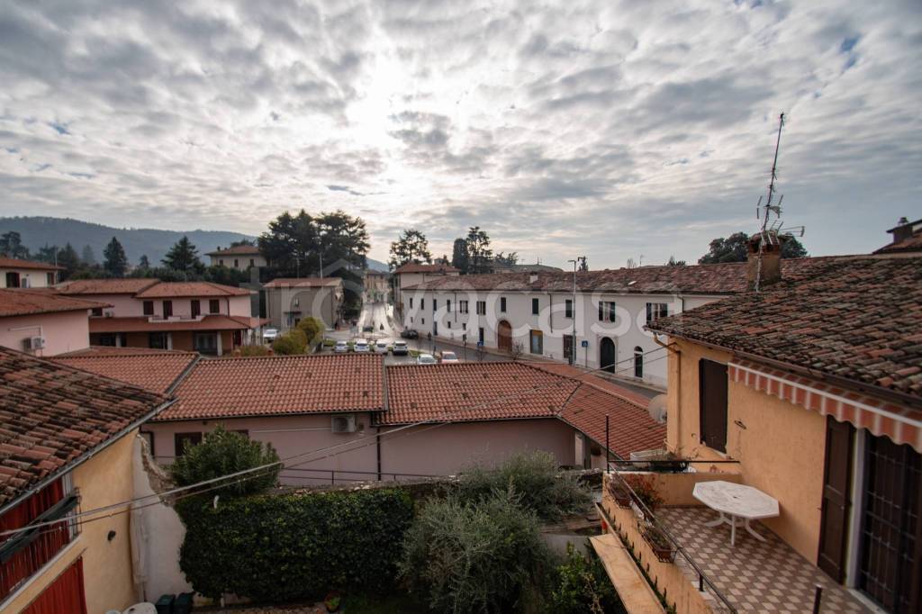 casa indipendente in vendita a Cellatica