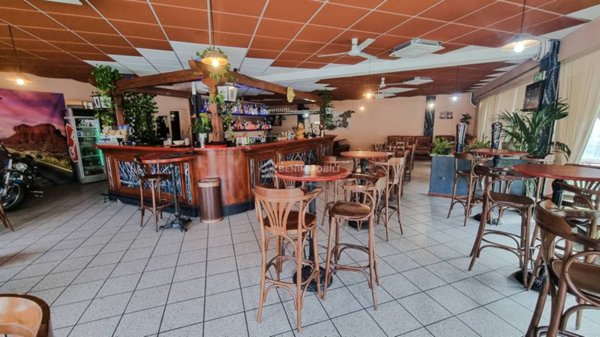 negozio in vendita a Cellatica