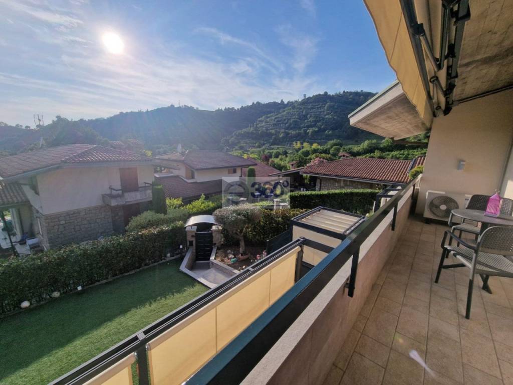 casa indipendente in vendita a Cellatica