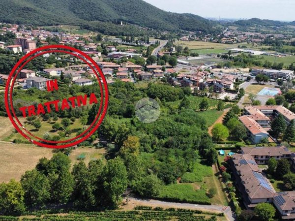 terreno edificabile in vendita a Cellatica