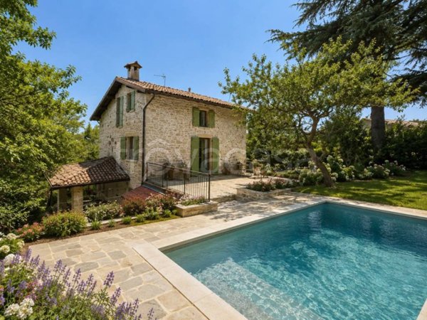 casa indipendente in vendita a Cellatica