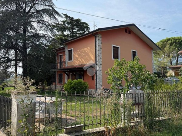 appartamento in vendita a Cellatica in zona Fantasina