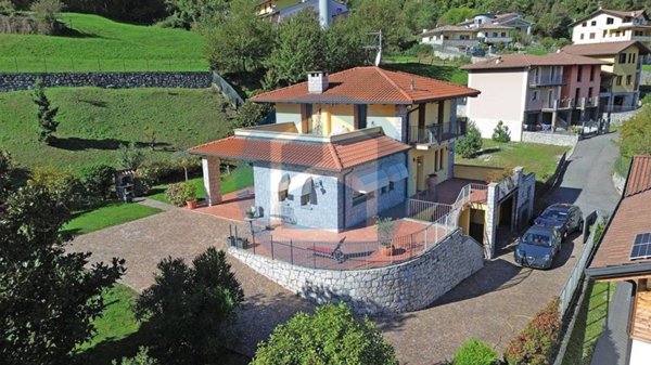 casa indipendente in vendita a Cerveno