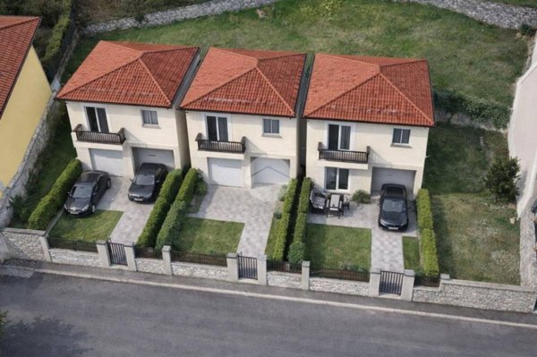 casa indipendente in vendita a Cerveno