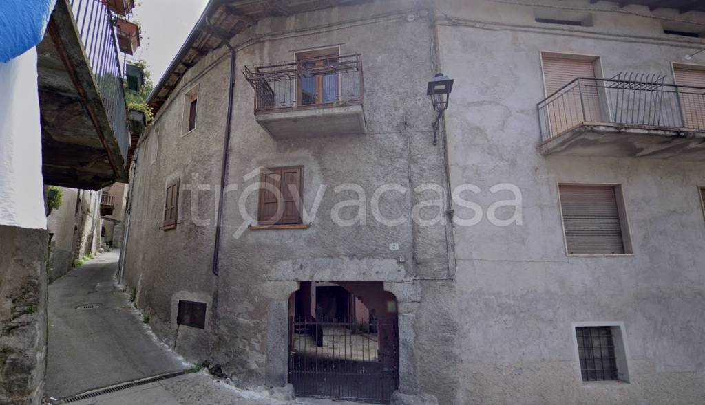 casa indipendente in vendita a Ceto