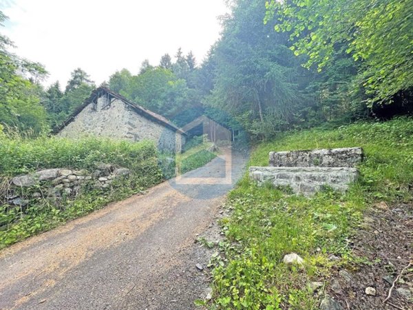 casa indipendente in vendita a Ceto