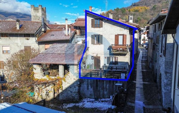 casa indipendente in vendita a Ceto