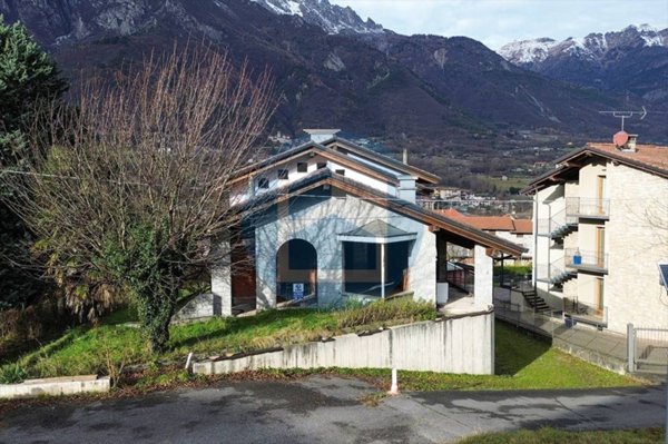 casa indipendente in vendita a Ceto