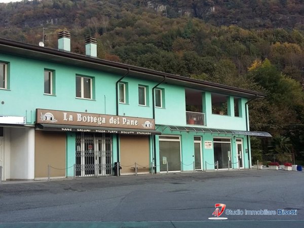 locale commerciale in vendita a Ceto