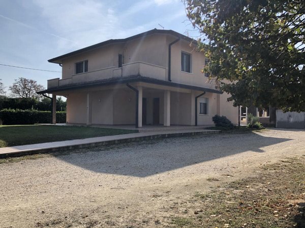 casa indipendente in vendita a Cevo