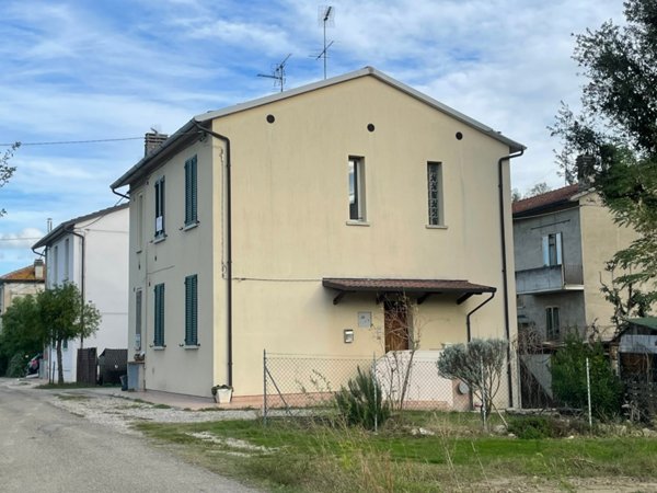 casa indipendente in vendita a Cevo in zona Isola