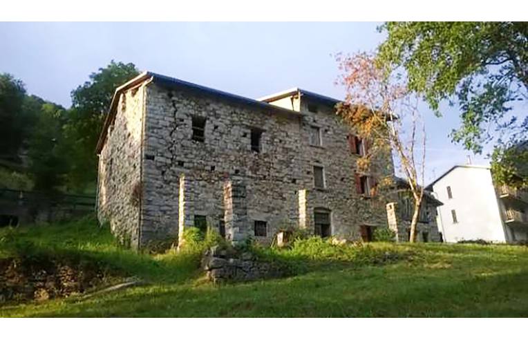 casa indipendente in vendita a Cevo