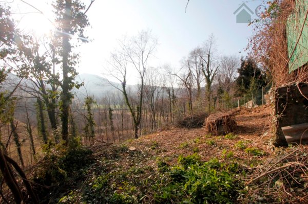 casa indipendente in vendita a Cevo in zona Isola