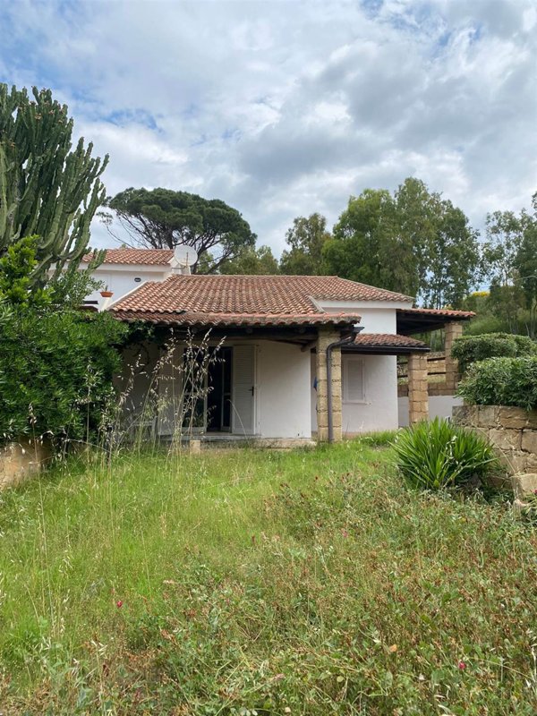 casa indipendente in vendita a Cevo in zona Isola
