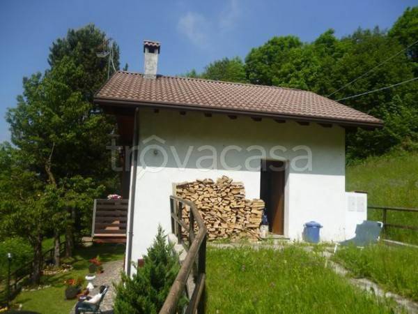 casa indipendente in vendita a Cevo