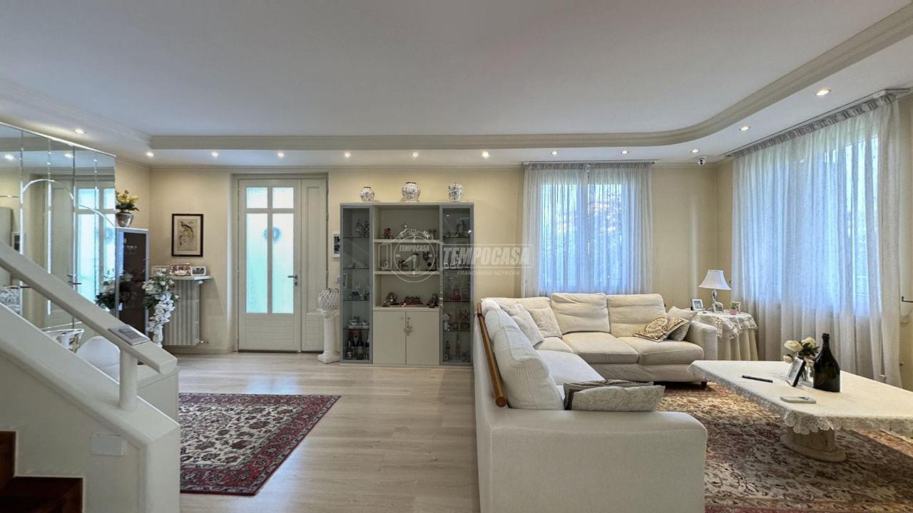 casa indipendente in vendita a Chiari