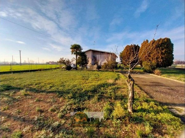 casa indipendente in vendita a Chiari