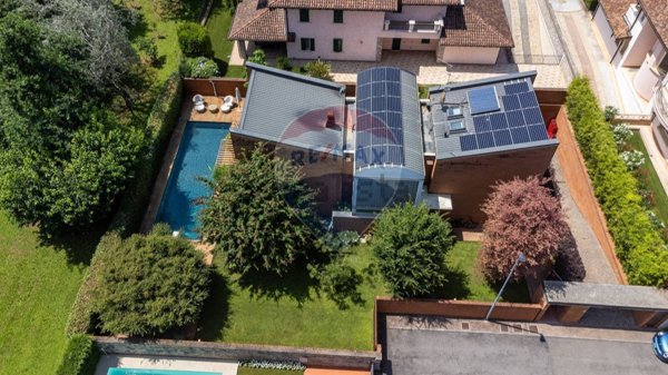 casa indipendente in vendita a Chiari