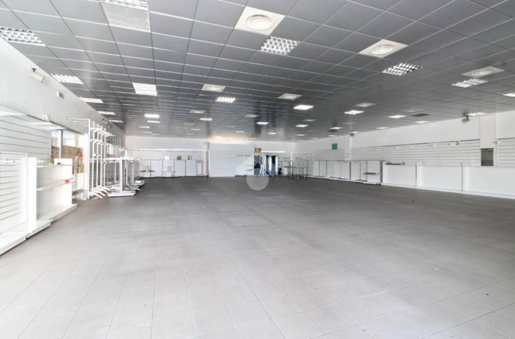 negozio in vendita a Chiari