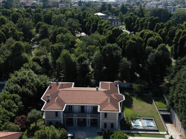 villa in vendita a Chiari