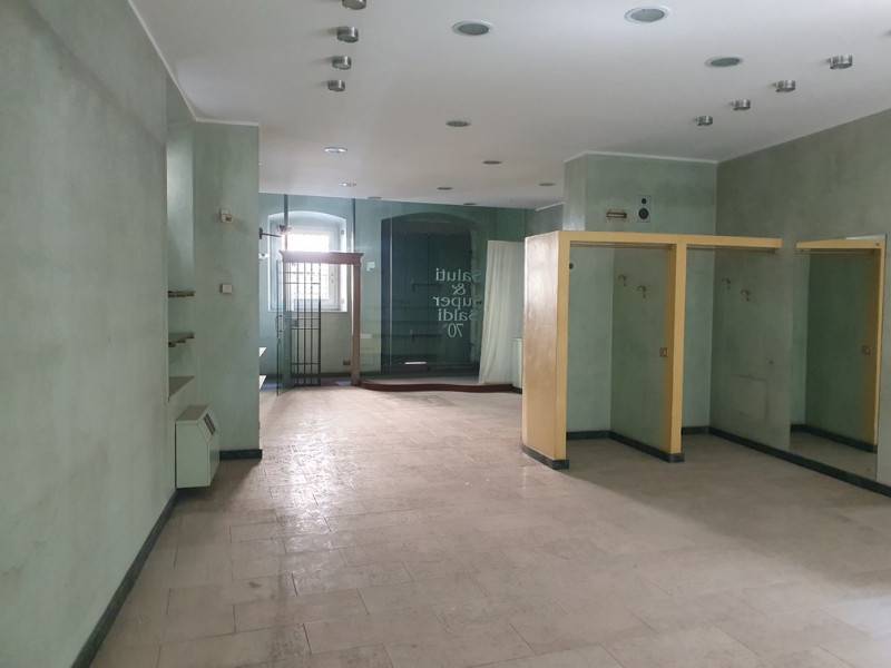 negozio in vendita a Chiari