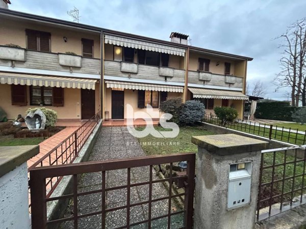 casa indipendente in vendita a Chiari