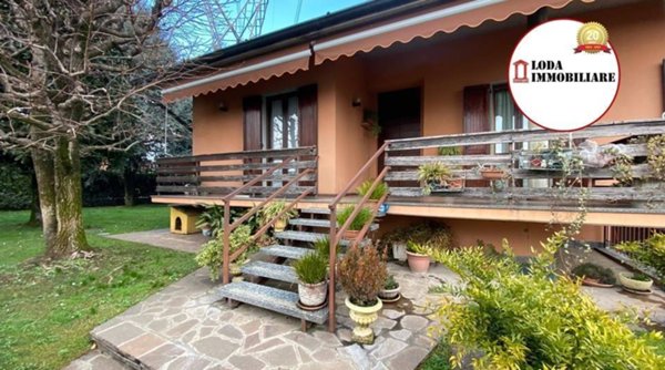 casa indipendente in vendita a Chiari in zona Santellone