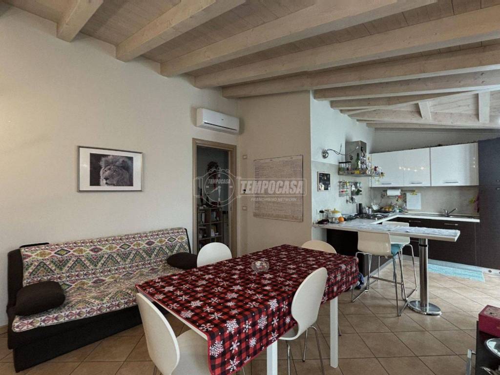 appartamento in vendita a Chiari