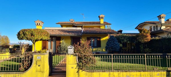 casa indipendente in vendita a Chiari