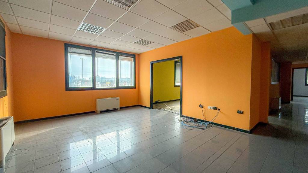 ufficio in vendita a Chiari