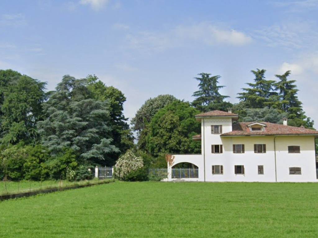 casa indipendente in vendita a Chiari