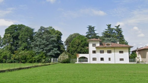 casa indipendente in vendita a Chiari