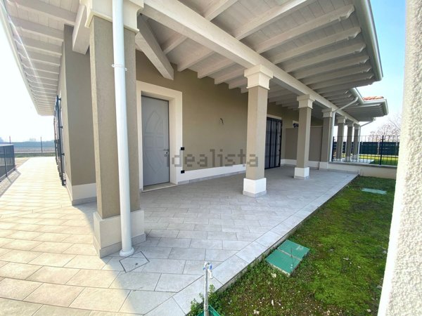 casa indipendente in vendita a Chiari
