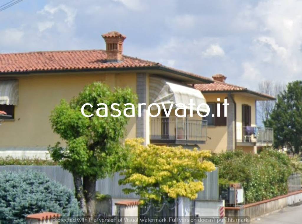 casa indipendente in vendita a Chiari in zona Santellone
