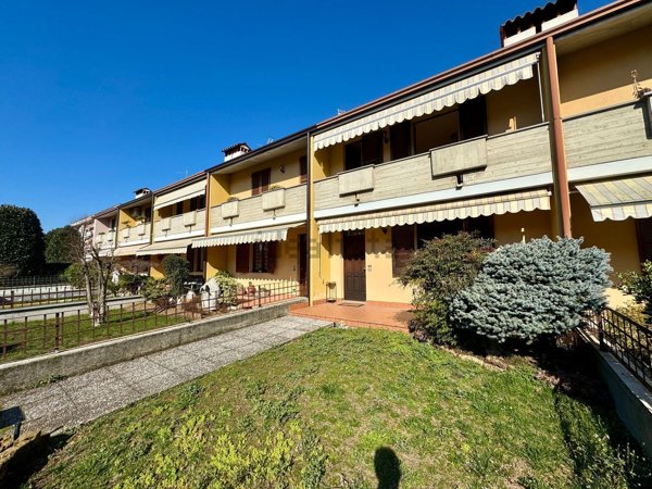 casa indipendente in vendita a Chiari