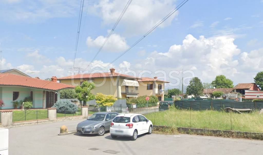 appartamento in vendita a Chiari in zona Santellone