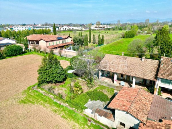 casa indipendente in vendita a Chiari